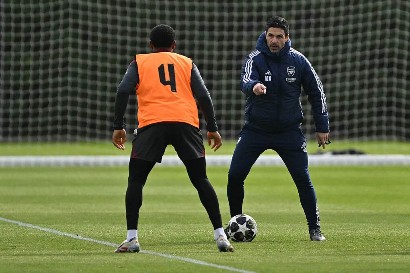 Arsenal vs Bayer Leverkusen live updates: Champions League team news, predictions and more