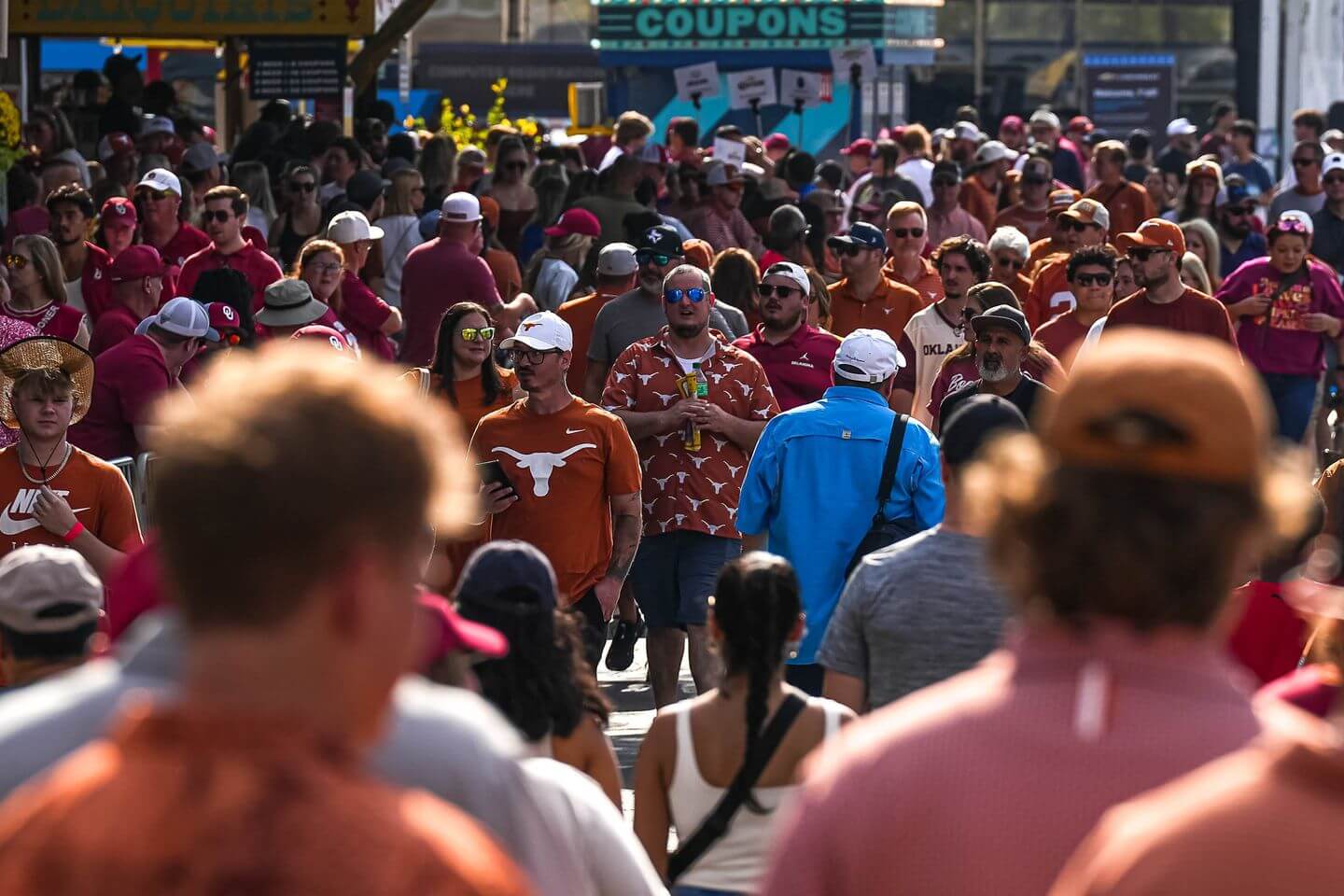 Texas vs. Oklahoma live updates: How to watch, TV channel, kickoff time, odds and latest