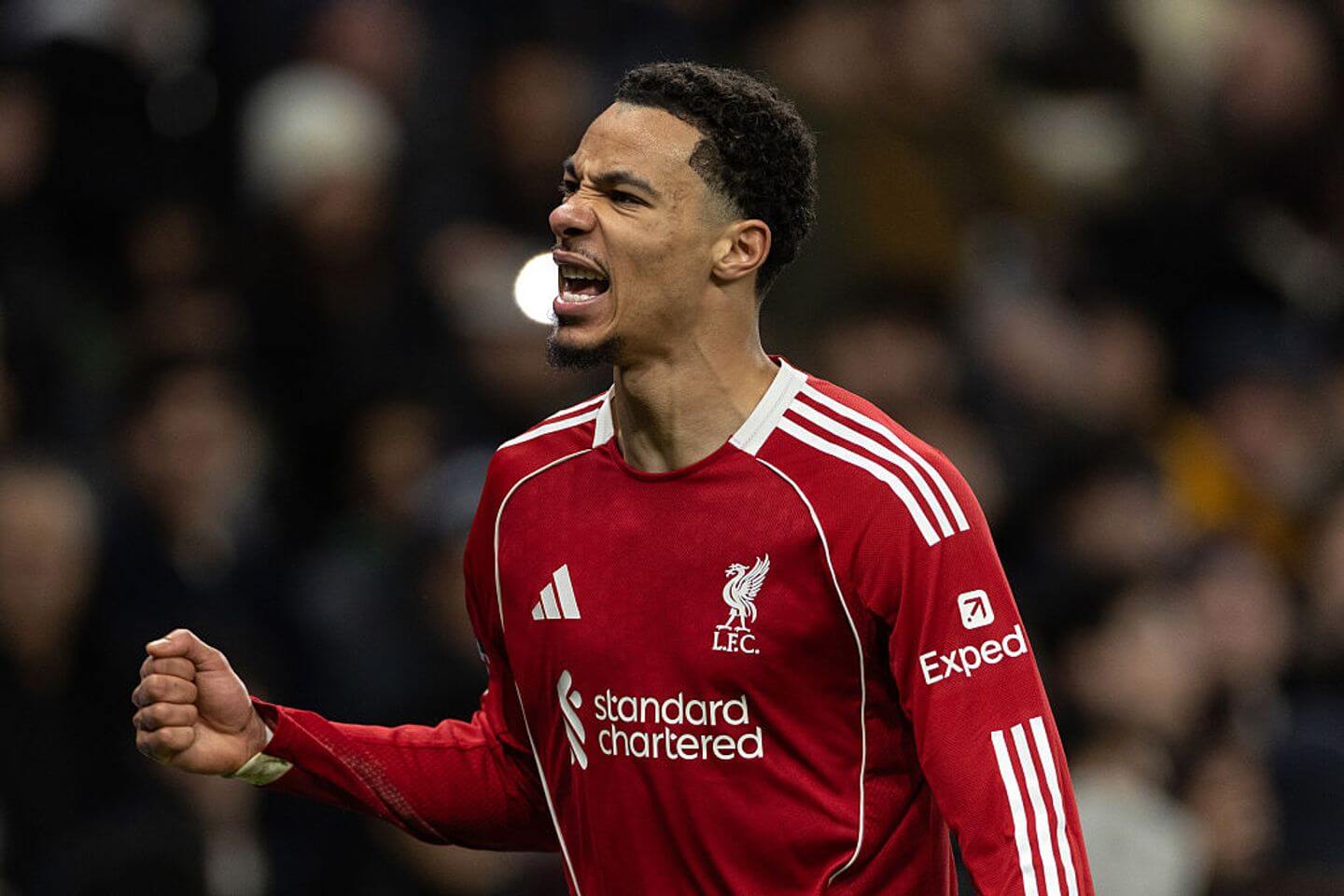 Liverpool hold off late Premier League comeback from nine-man Tottenham: Live updates and reaction
