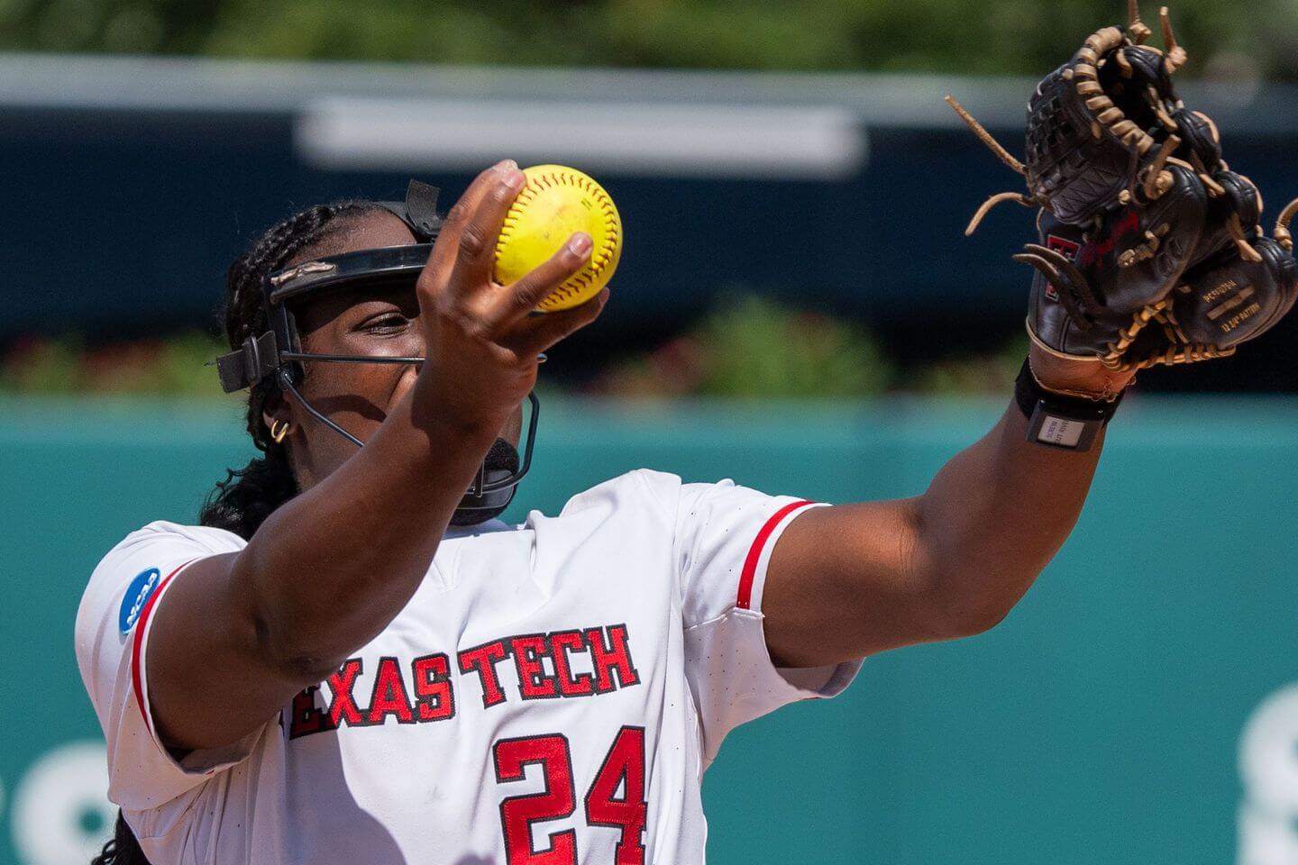 Women's College World Series 2025 live updates: Texas Tech beats UCLA in winners' bracket game
