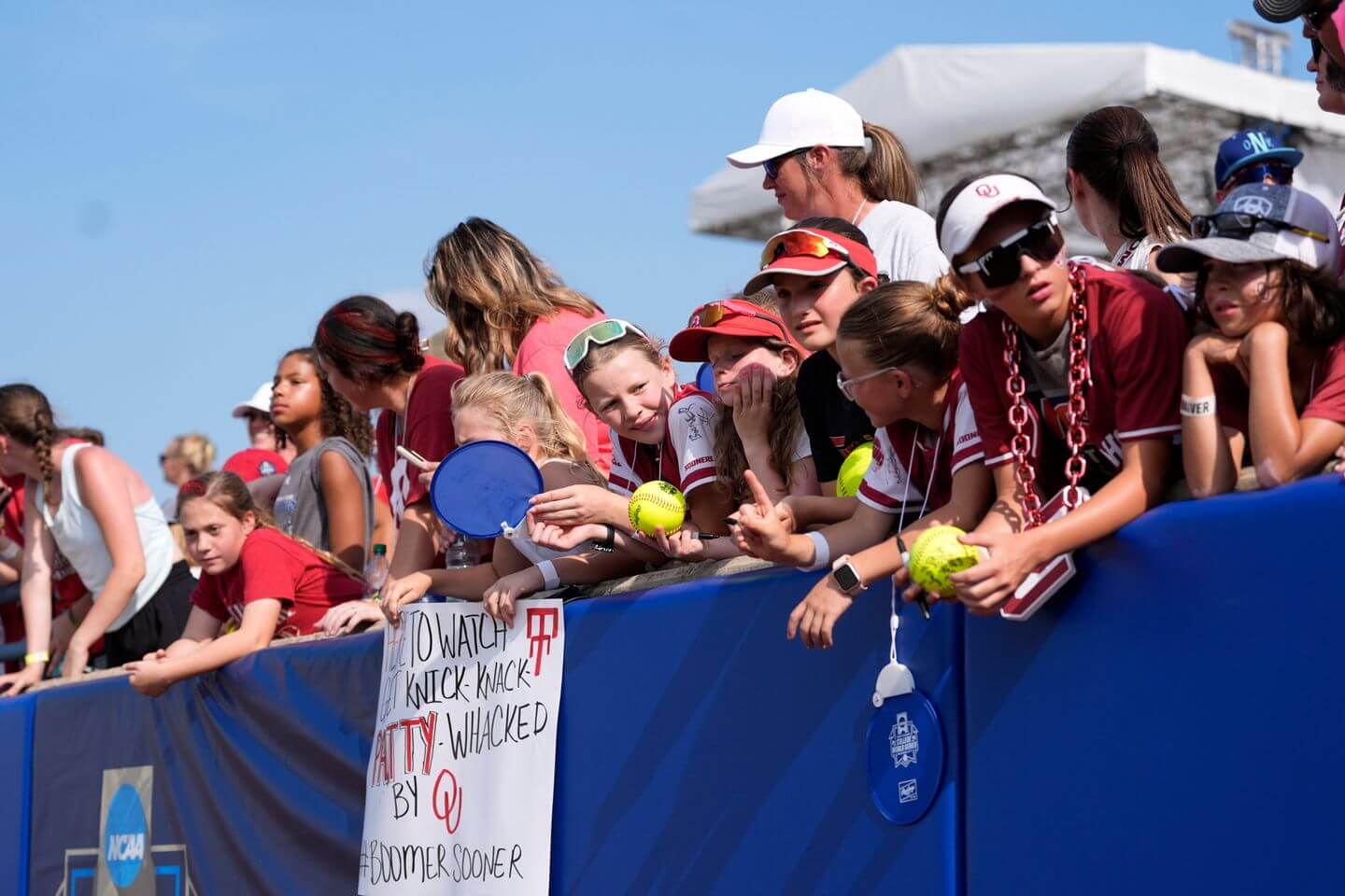 WCWS 2025 live updates: Nijaree Canady, Texas Tech lead Oklahoma in national semifinals