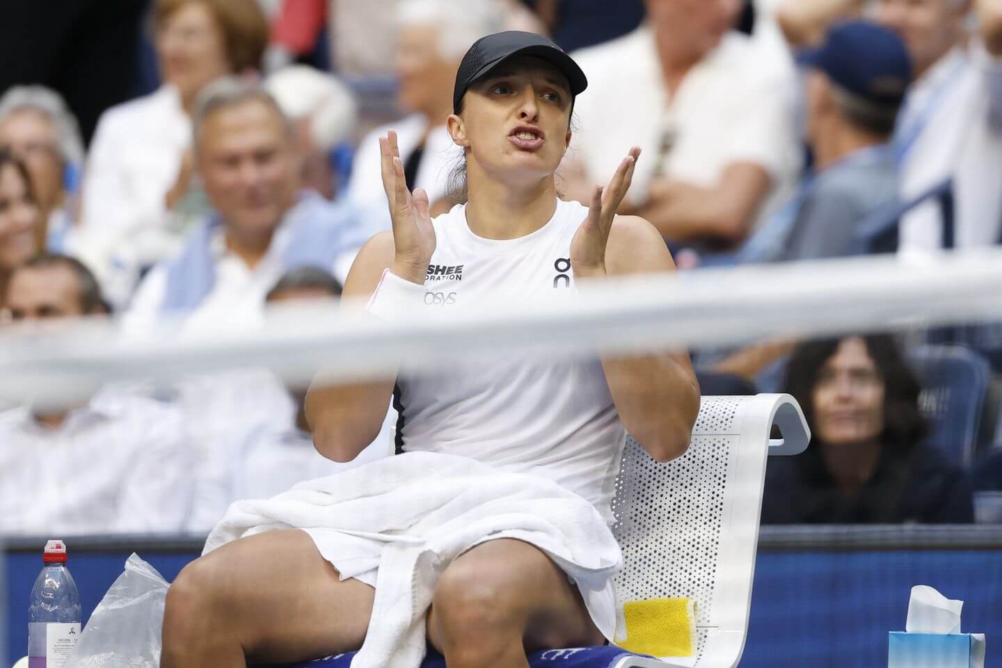 US Open 2025 live updates: Quarterfinals scores, results as Anisimova leads Swiatek before Sinner, Osaka matches