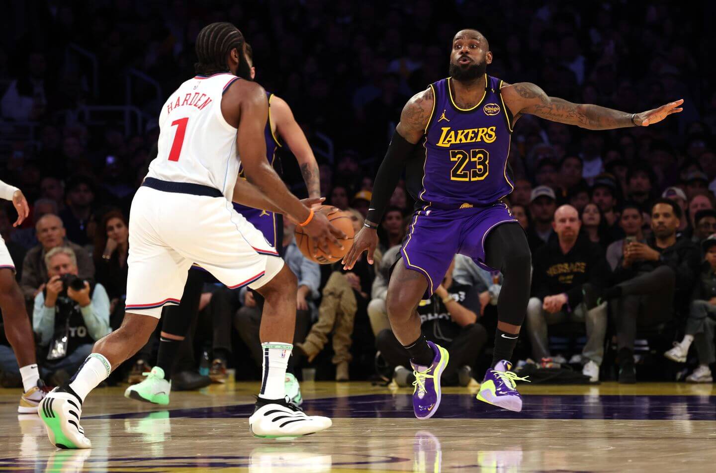 NBA free-agency live updates: LeBron James exercises option with Lakers; James Harden, Julius Randle will re-sign