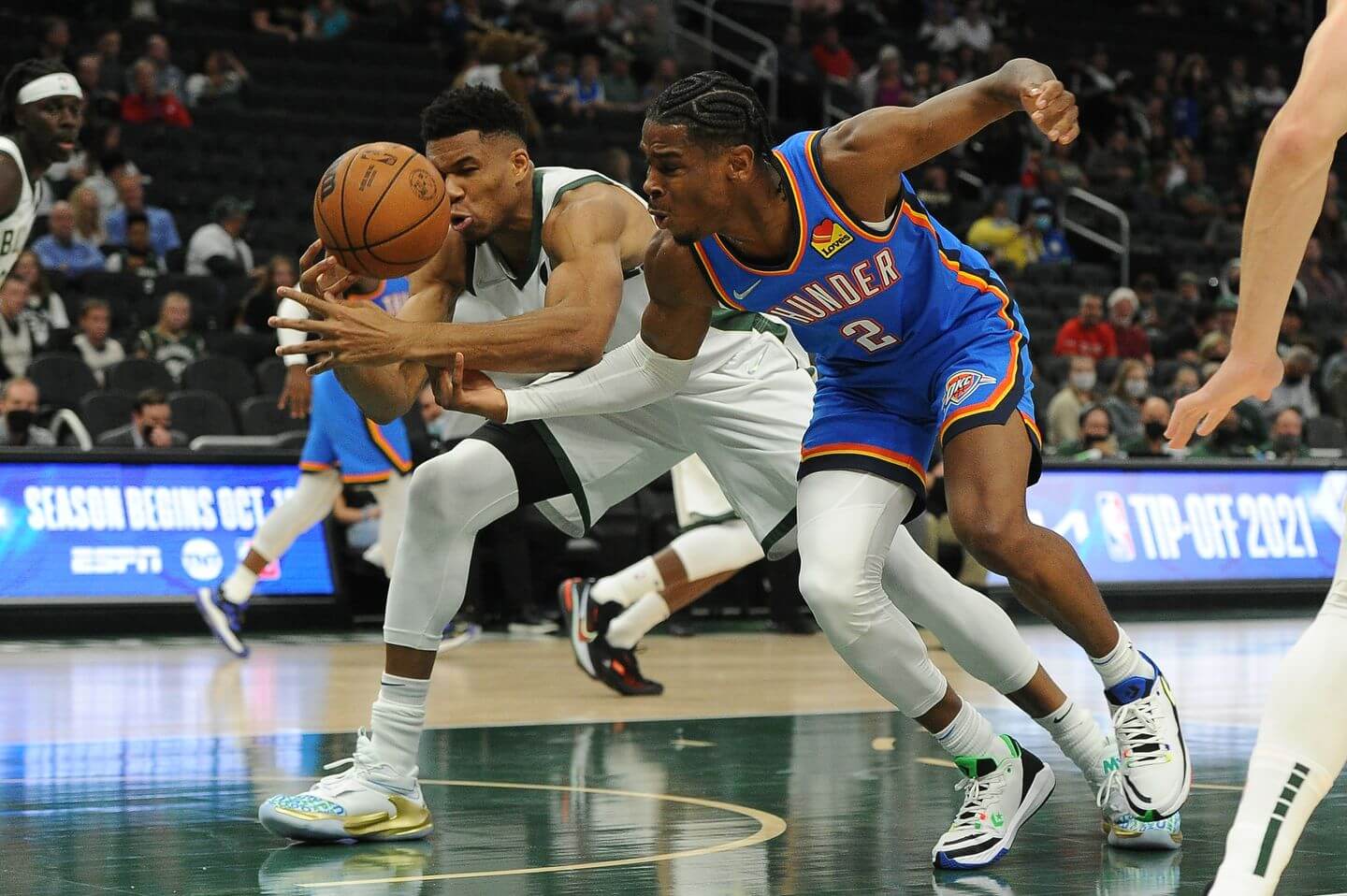 Bucks vs. Thunder live updates: NBA Cup final latest score, predictions, odds, how to watch