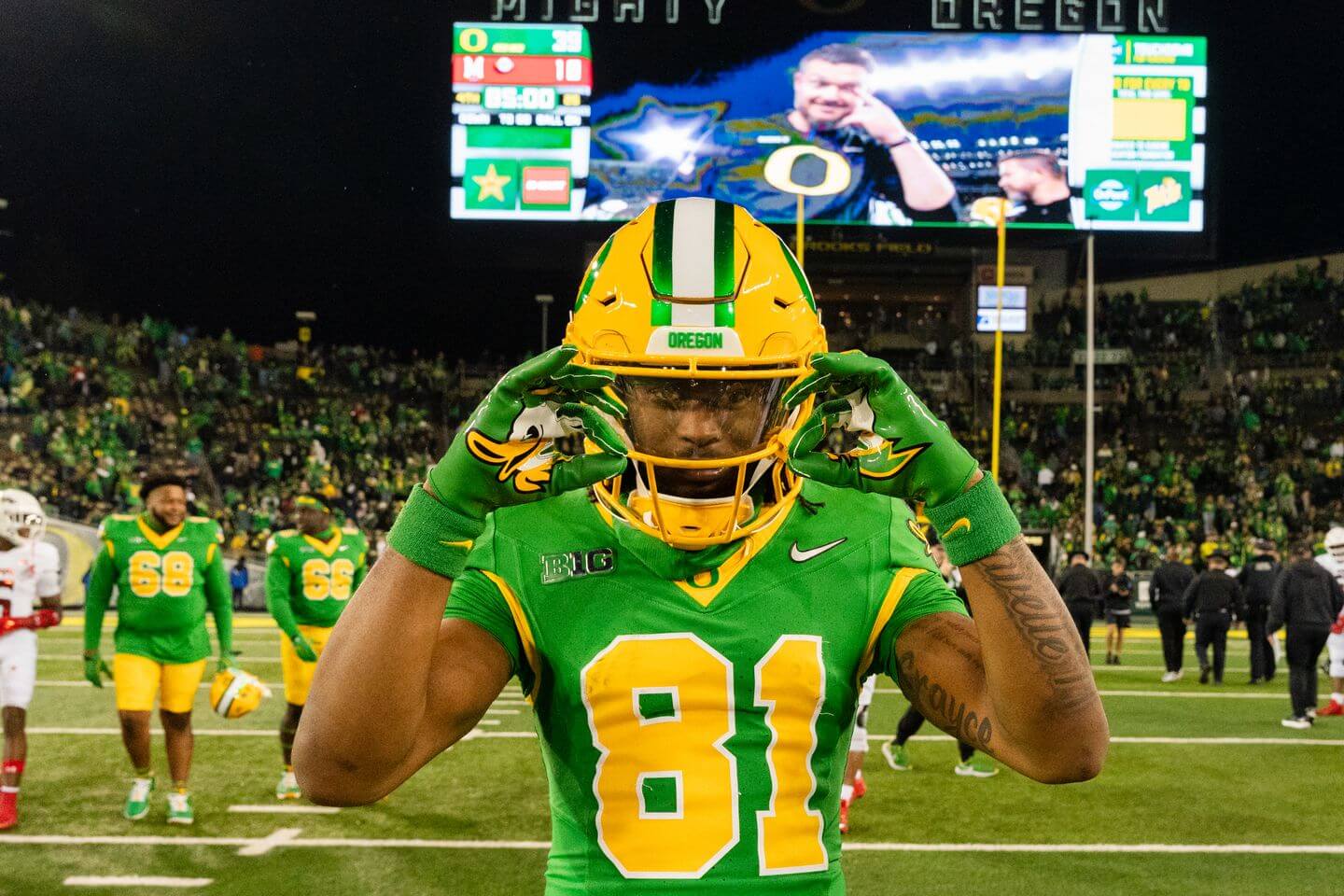 College Football Playoff rankings live updates: Countdown to today’s new release after Week 11 games