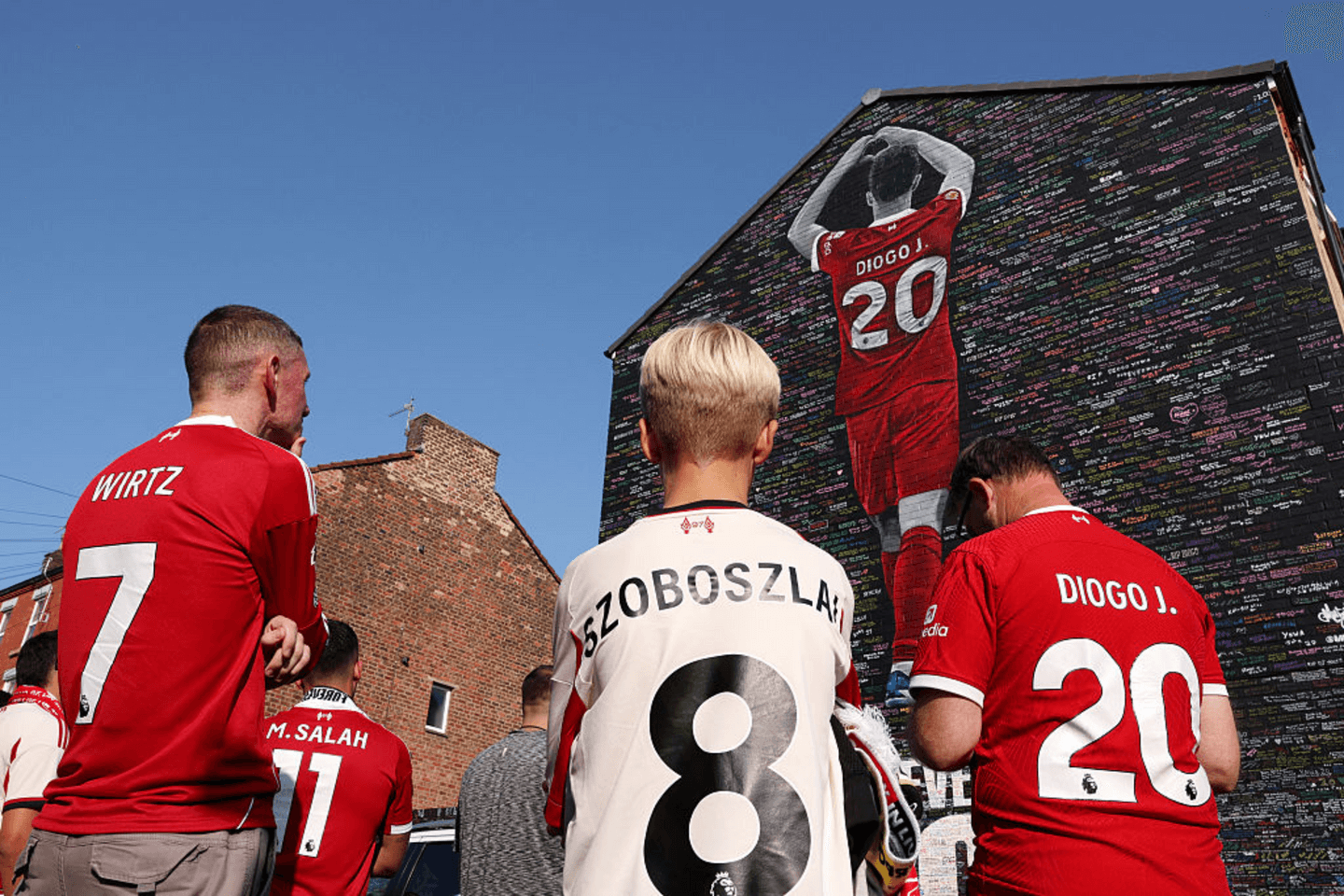 Liverpool vs Bournemouth live updates: Premier League first game line-ups, predictions and more