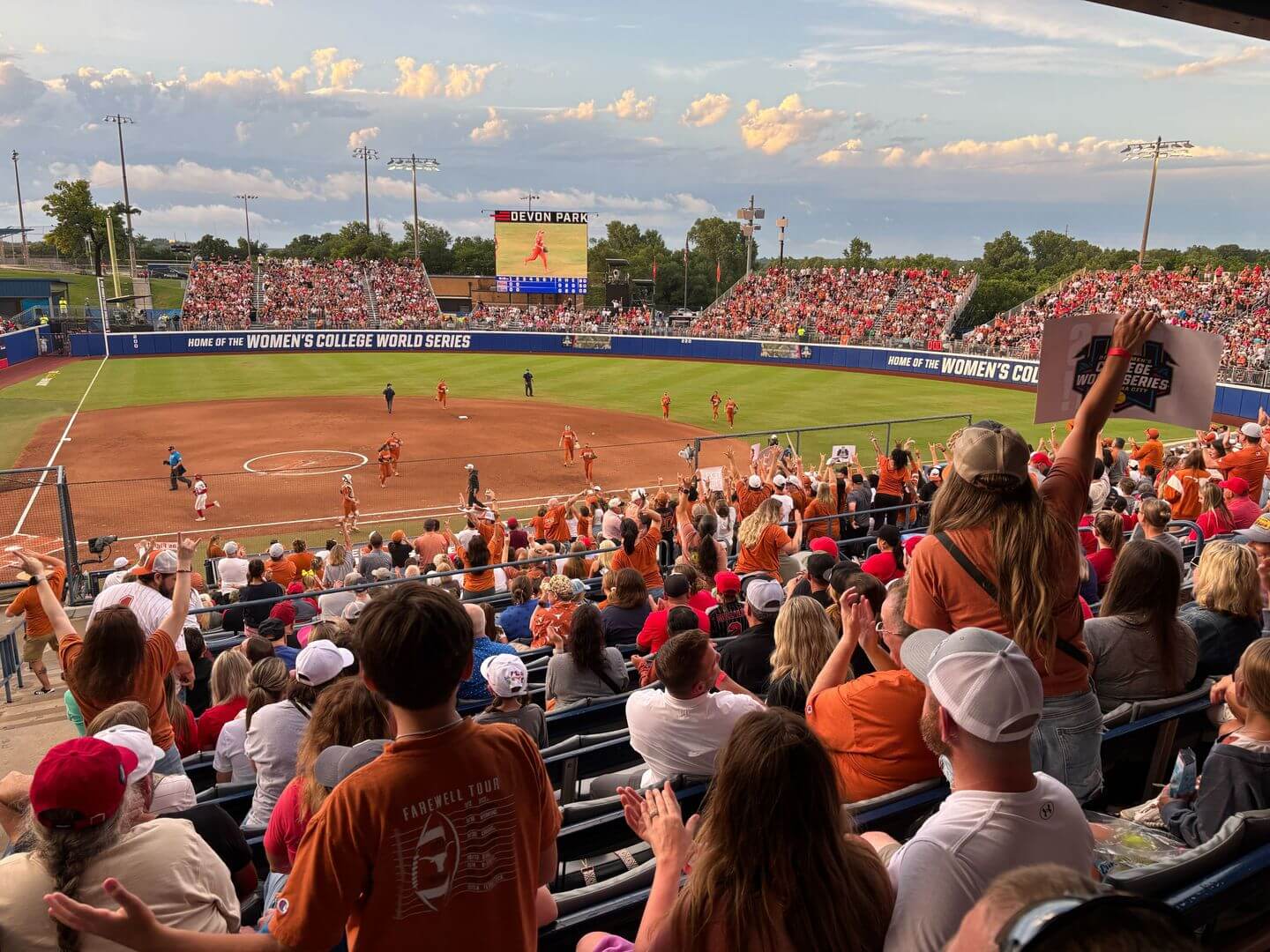 WCWS championship live updates: Texas vs. Texas Tech Game 2 score, highlights and analysis
