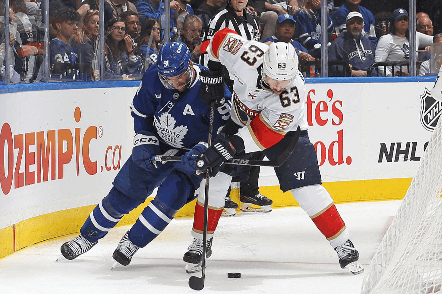 Maple Leafs vs. Panthers score and live updates: Florida extends lead over Toronto, Matt Murray enters for Joseph Woll