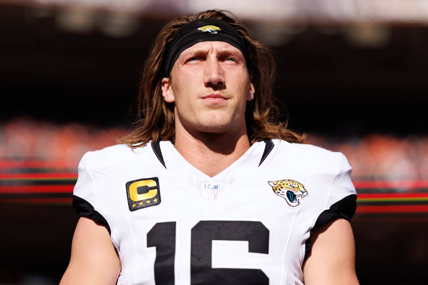 NFL Week 17 live scores and updates: Playoff picture, standings, inactives, predictions, odds, latest