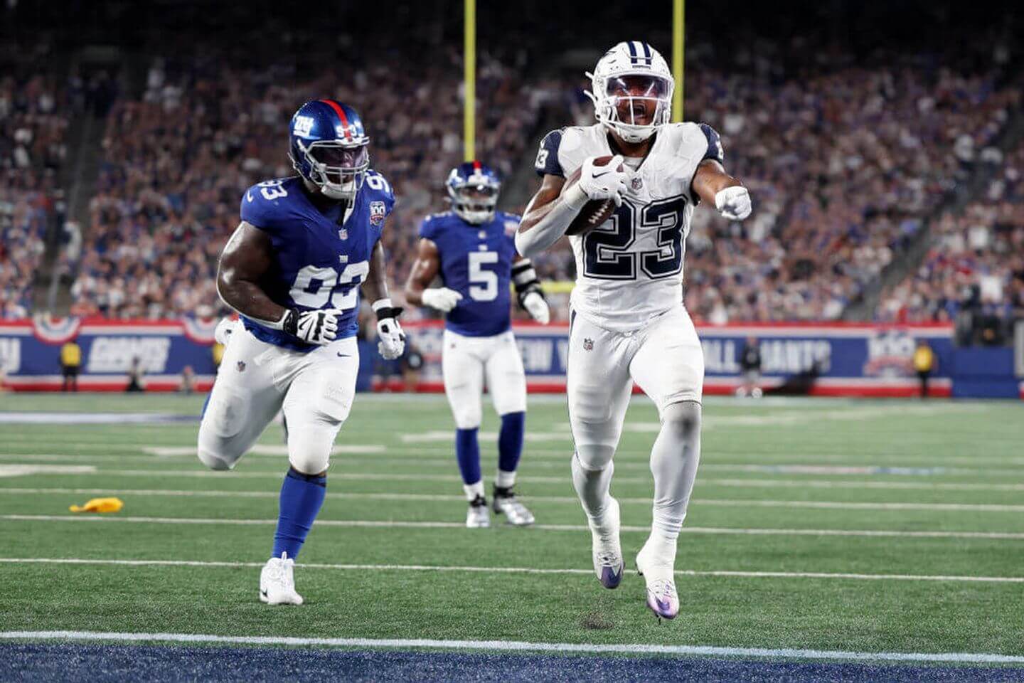 Cowboys vs. Giants NFL Thursday Night Football score and live updates: Dak Prescott, CeeDee Lamb connect for long TD