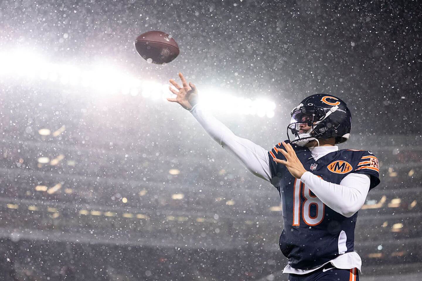 Packers vs. Bears score, live updates: Chicago opens scoring with 27-yard FG from Cairo Santos