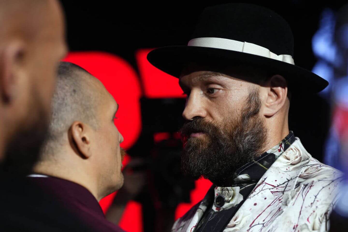 Oleksandr Usyk vs Tyson Fury live updates: Fight card results, ring walk times, predictions and more