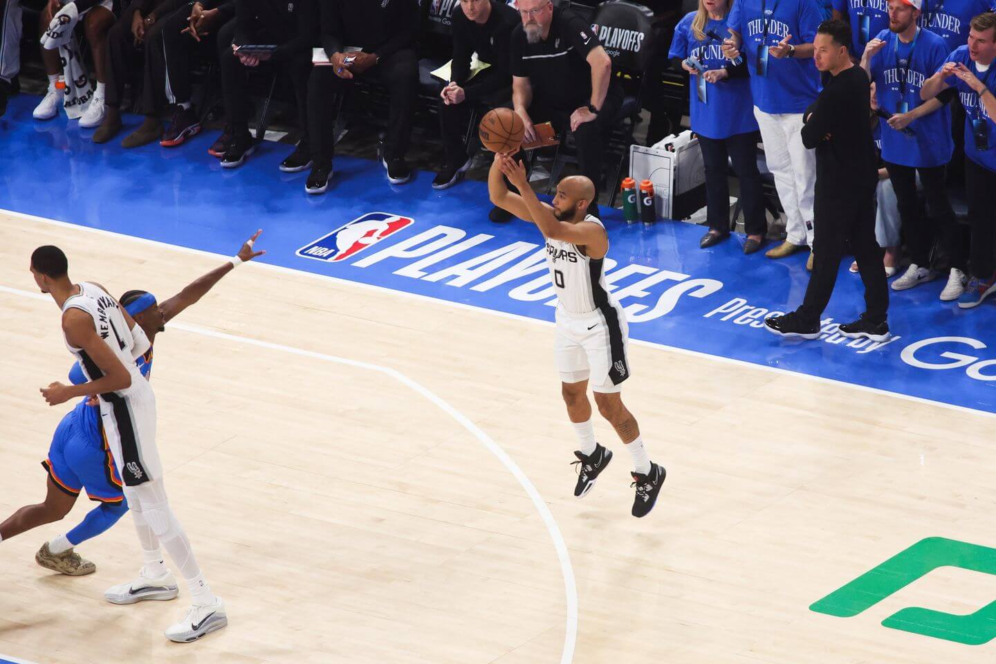 Spurs vs. Thunder 2026 NBA Playoffs score, live updates: San Antonio, OKC locked in a close game in first half