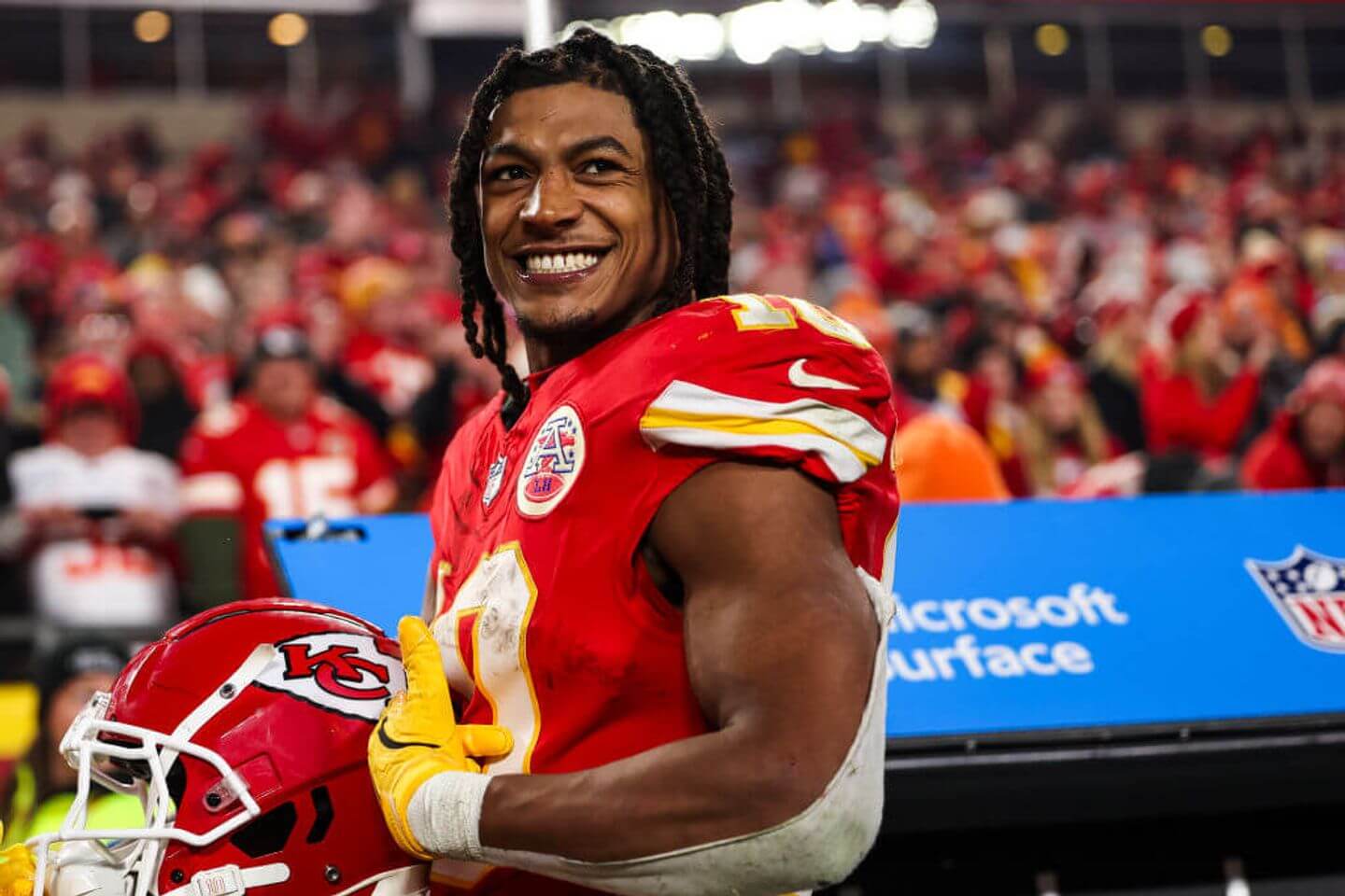Texans vs. Chiefs live updates: NFL game score, odds, inactives and latest