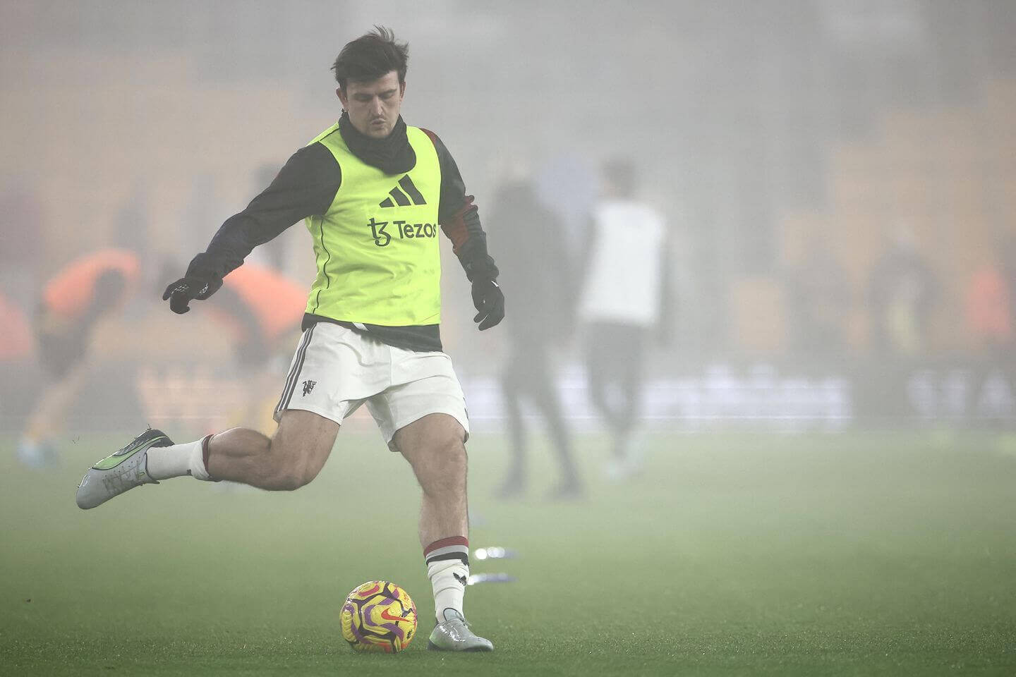 Wolves vs Manchester United live updates: Premier League predictions, team news and latest score
