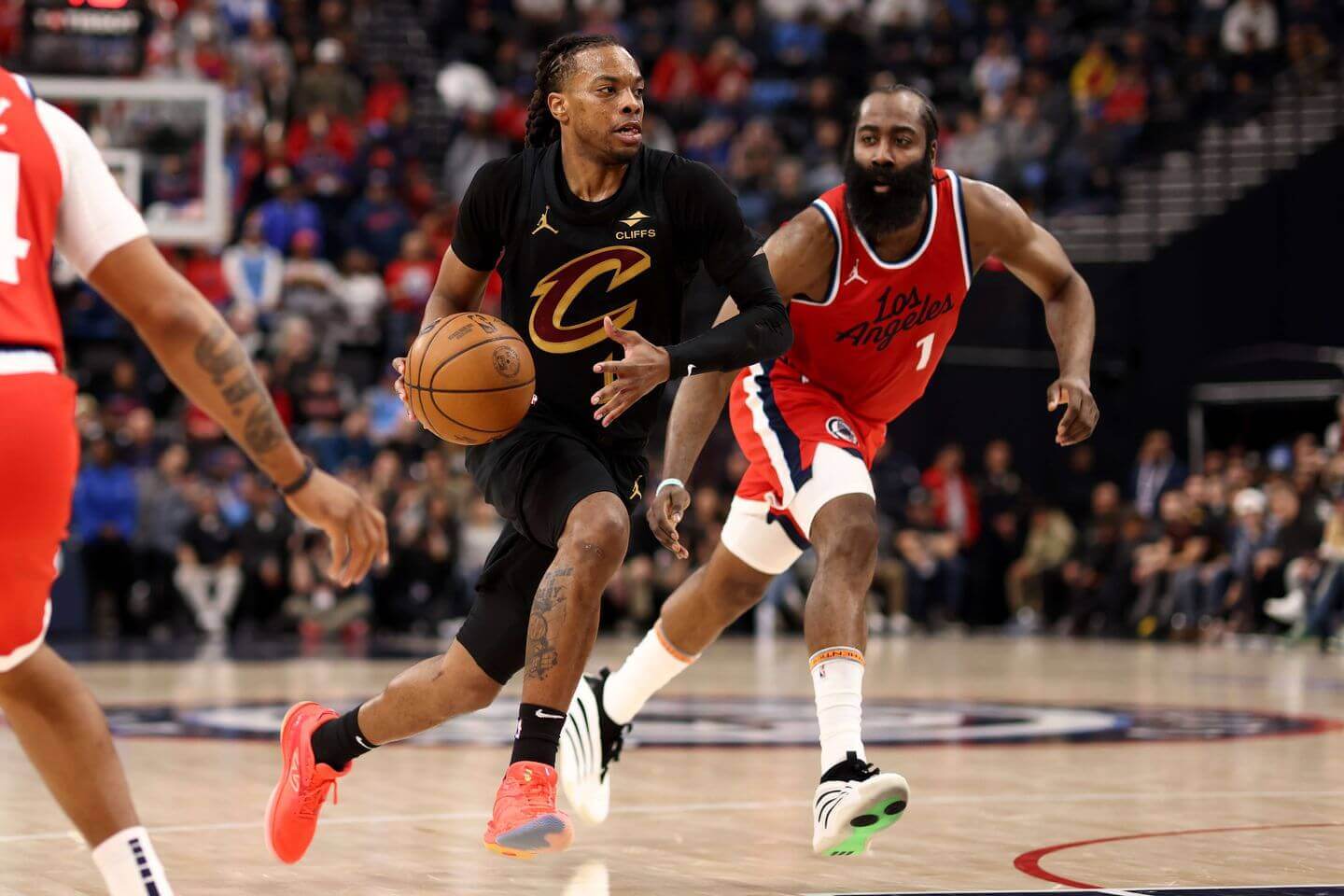 NBA trade deadline 2026 live updates: James Harden to Cavaliers, Darius Garland to Clippers highlights busy day of deals