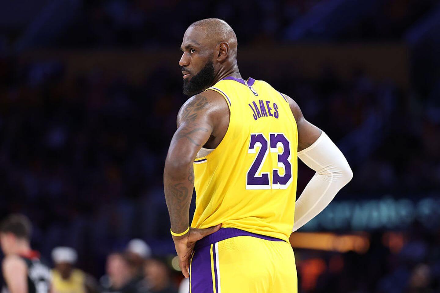LeBron James to sign with 76ers in NBA free agency: Live updates, reaction and analysis