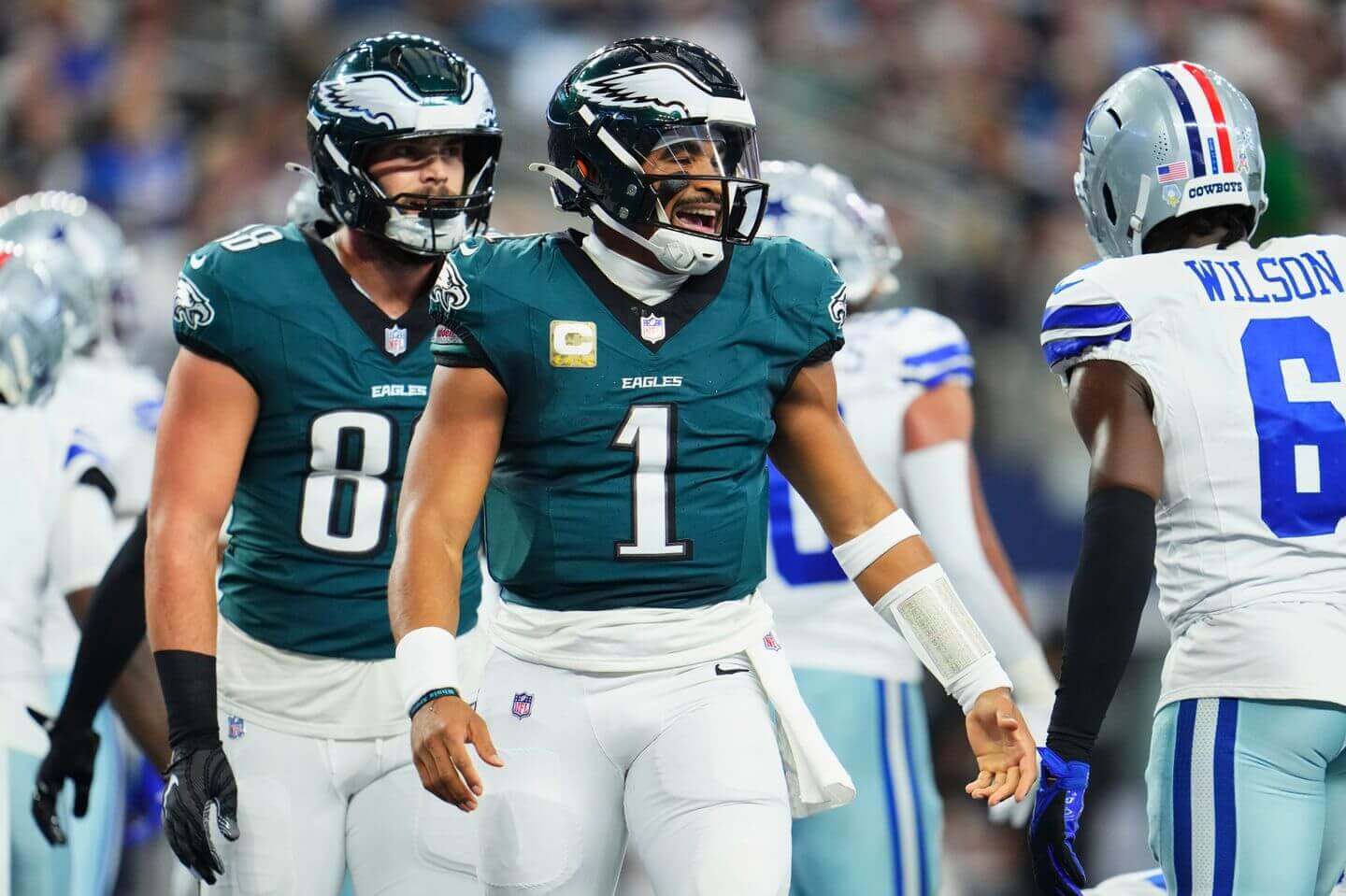 NFL Week 10 scores and live updates: Highlights, standings, reaction, takeaways, news and more