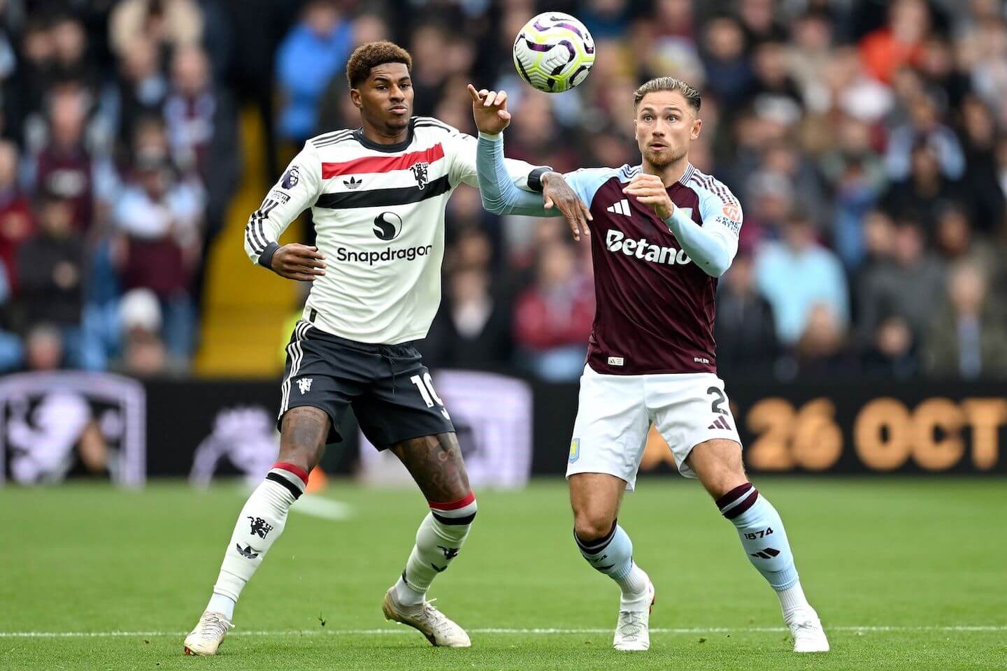 Aston Villa vs Manchester United live updates: Premier League game latest score and goal alerts