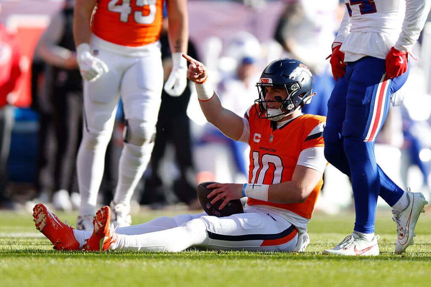Bills vs. Broncos score, live updates: Buffalo leads after Allen passing TD to Hardman