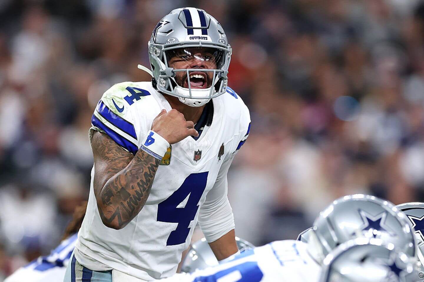 Dak Prescott, Cowboys dominate Raiders on ‘Monday Night Football’: Live updates and reaction