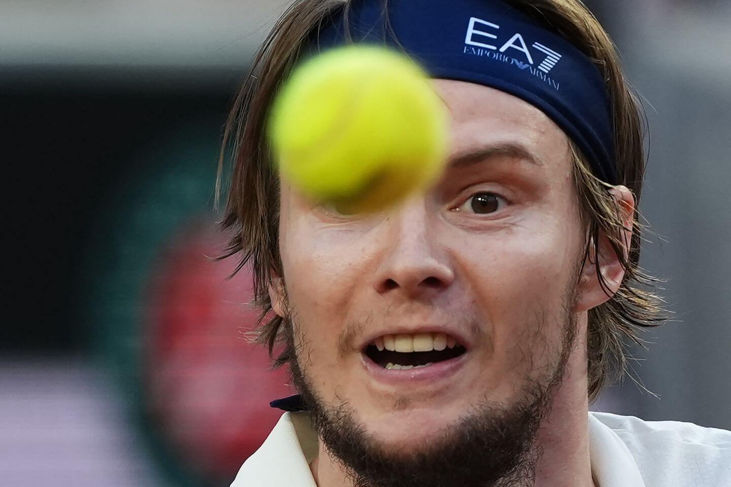 French Open 2025 live updates: Day 9 latest as Bublik stuns Draper, Sinner next on court