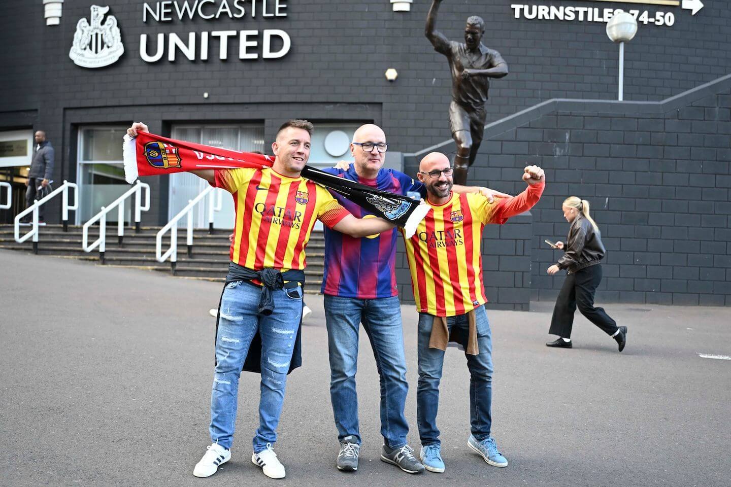 Newcastle vs Barcelona live updates: Champions League game team news, predictions and more
