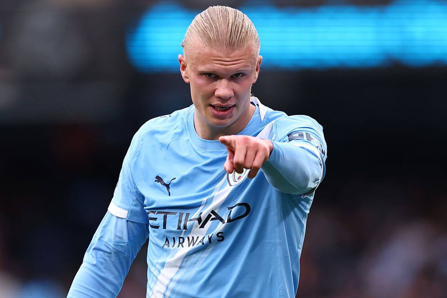 City stroll to victory over United in the Manchester derby: Live updates and reaction