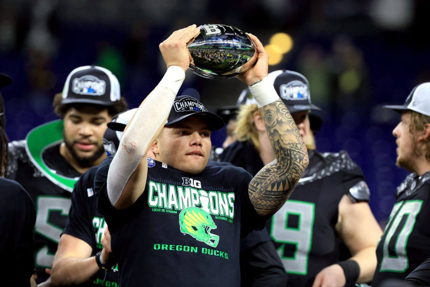 Oregon beats Penn State in Big Ten Championship Game behind Dillon Gabriel’s 4 TDs: Live reaction and updates