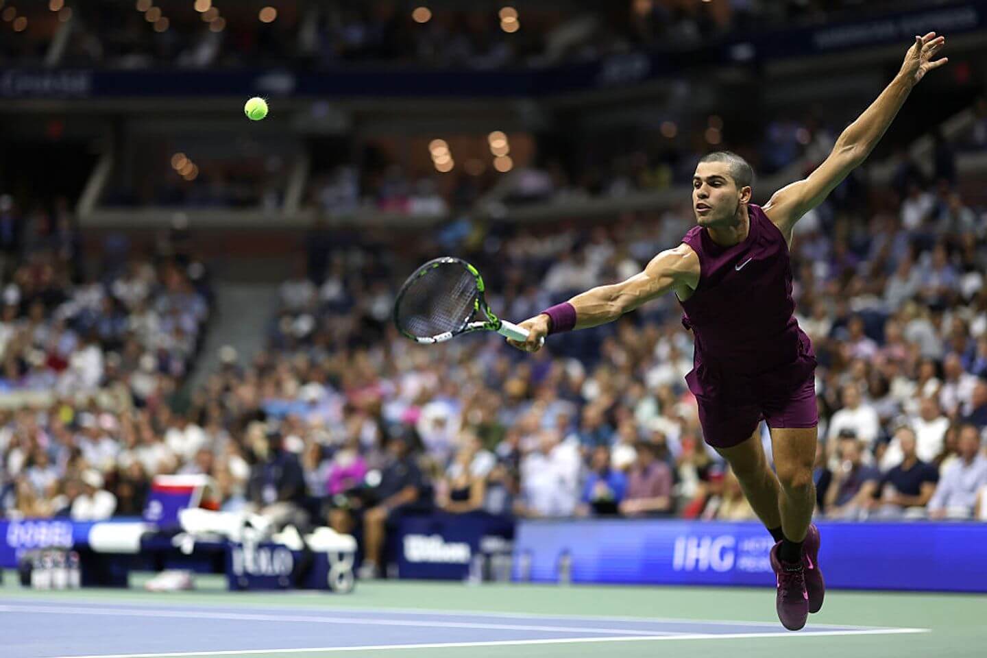 US Open 2025 live updates: Day 4 scores and results with Alcaraz advancing; Shelton on court, Sabalenka coming up