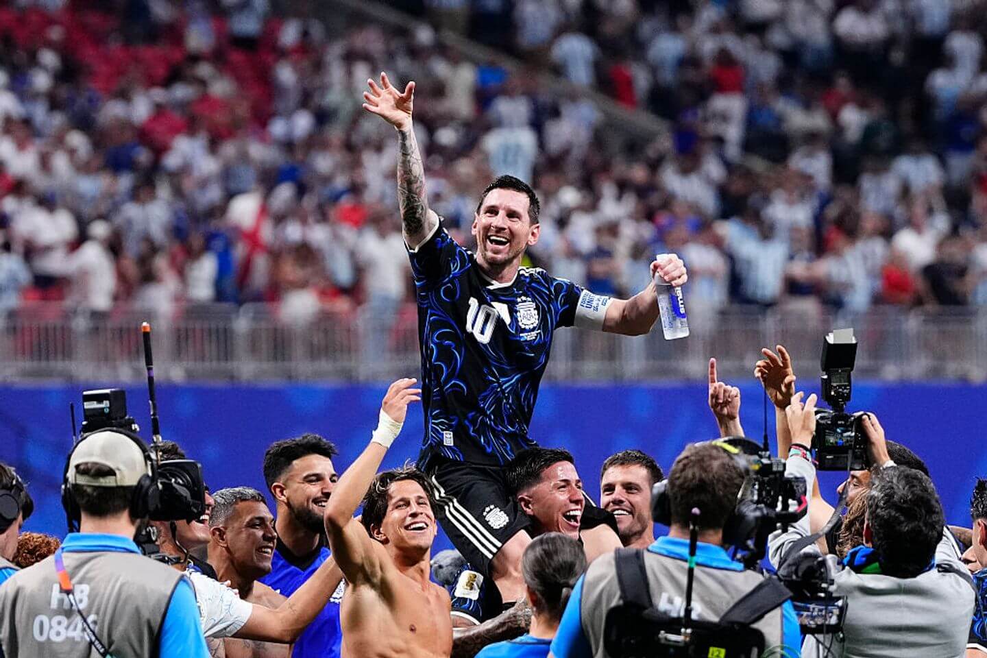 Argentina stun England with late comeback to reach World Cup final: Live updates
