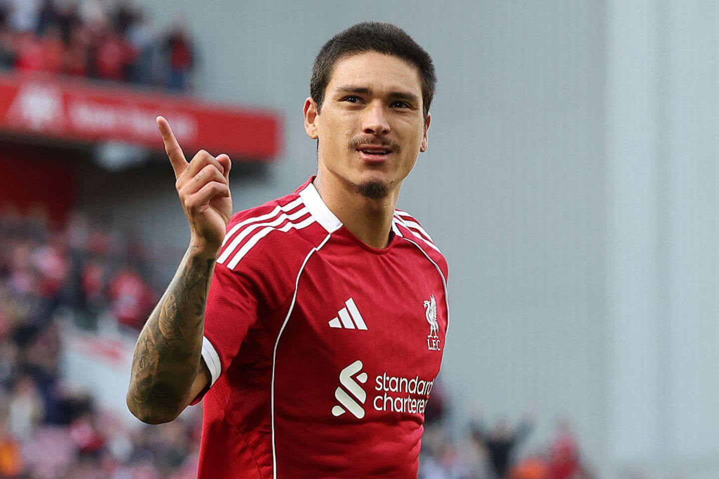 Transfer news live updates: The latest on Arsenal, Liverpool, Manchester United and more
