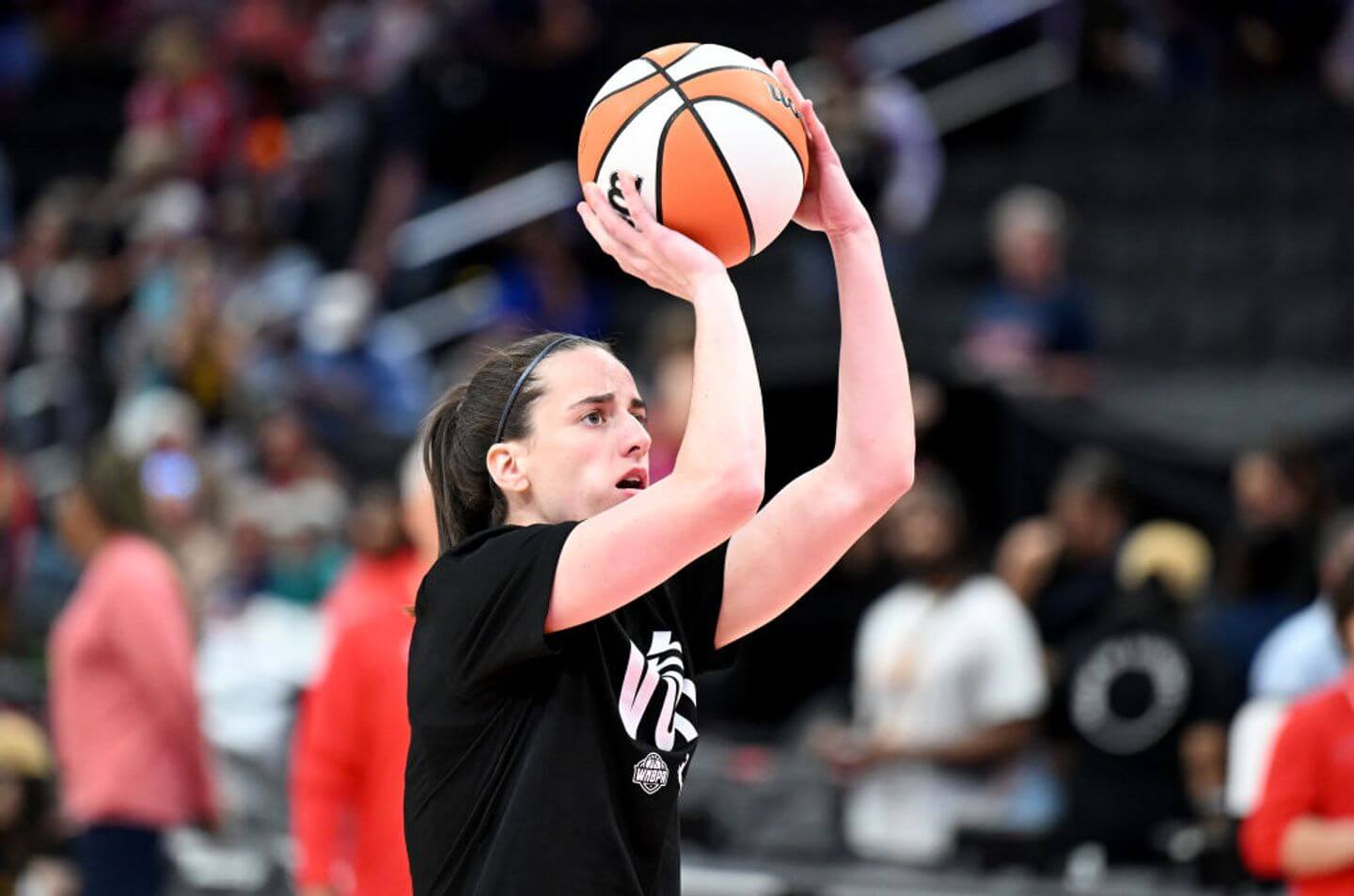 Caitlin Clark’s Indiana Fever vs Connecticut Sun live updates: Latest from Game 2 of WNBA playoffs