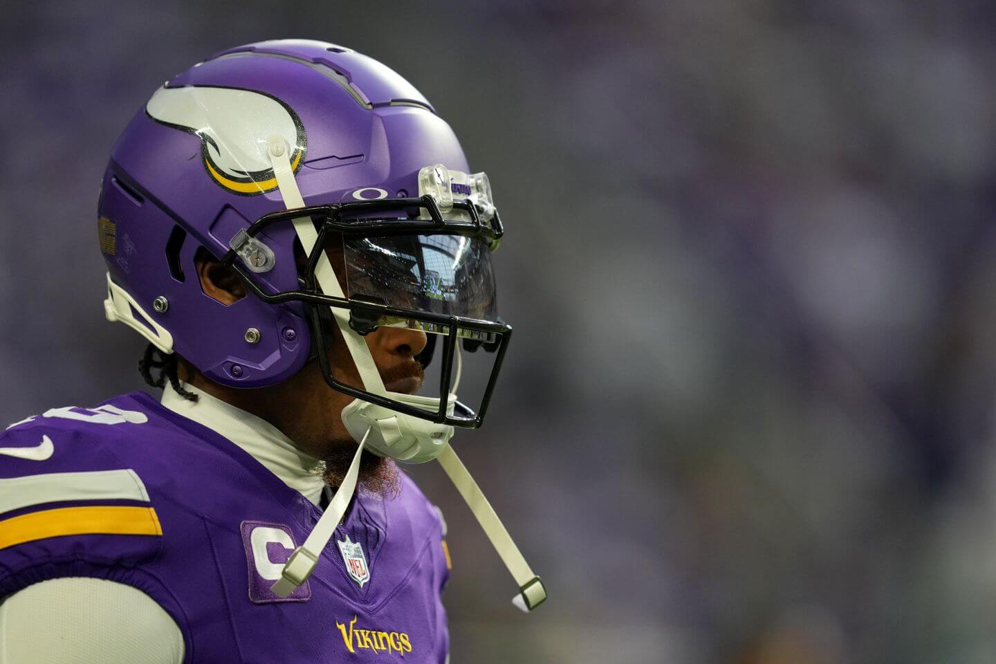 NFL Week 17 scores and live updates: Packers-Vikings, playoff picture, 2025 draft order, schedule, milestones, highlights