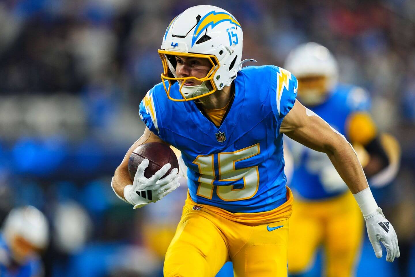 NFL Week 17 live updates: Saturday tripleheader, scores, channel, playoff picture, draft order, predictions, odds