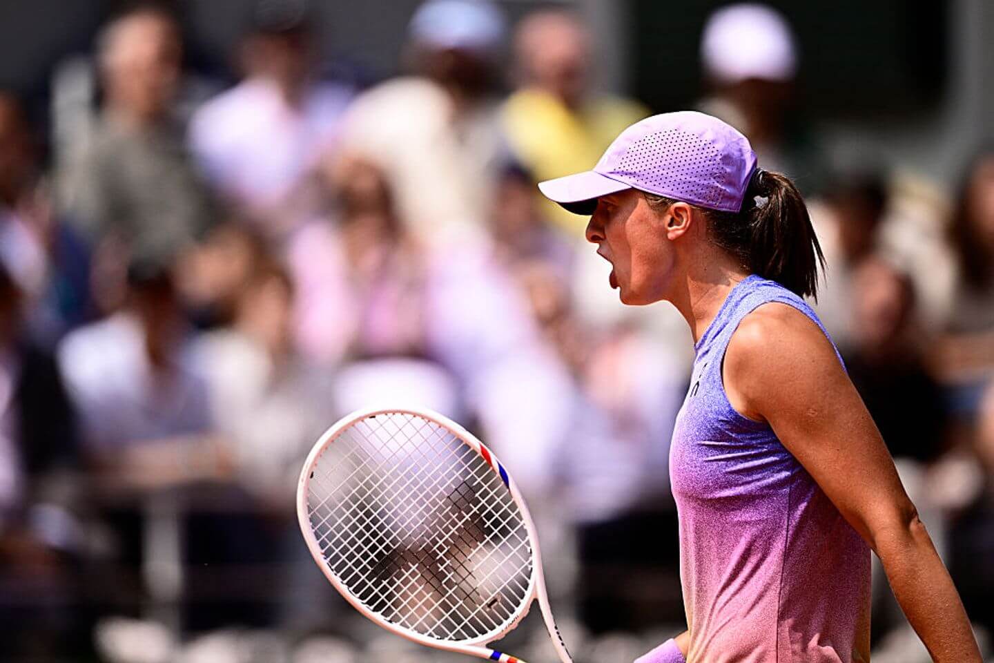 French Open 2025 live updates: Day 10 quarterfinals latest as Iga Swiatek and Aryna Sabalenka reach semis