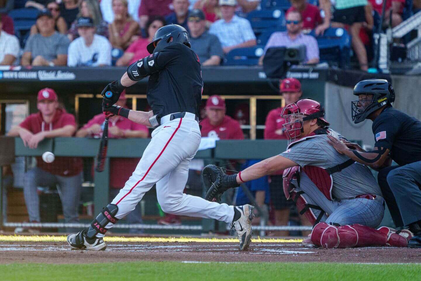 College World Series 2026 scores, live updates: Oklahoma leads Georgia in sixth; North Carolina reaches title series