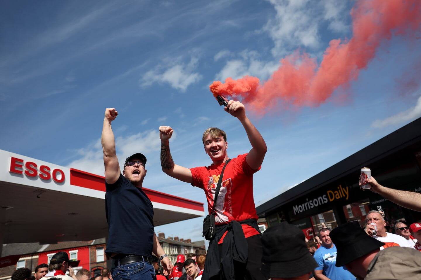 Liverpool vs Tottenham live updates: Premier League predictions, team news and latest score