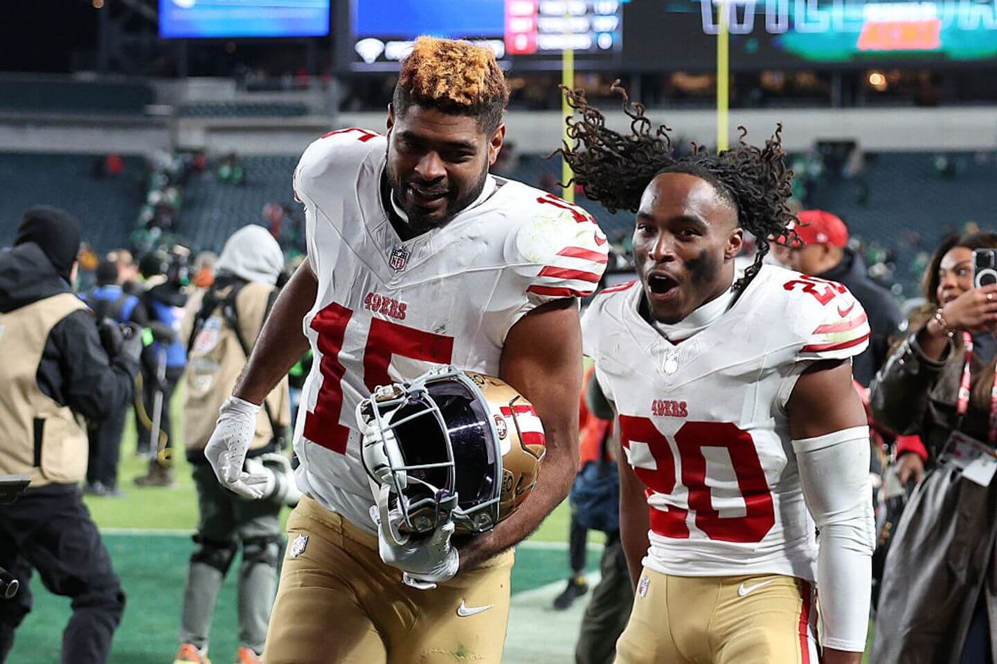 49ers pull off the upset against Eagles 23-19: Live updates and reaction